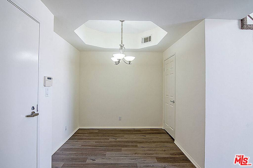Los Angeles, CA 90005,620 S Gramercy PL #439