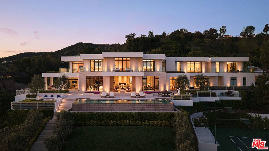 9966 Beverly Grove DR, Beverly Hills, CA 90210