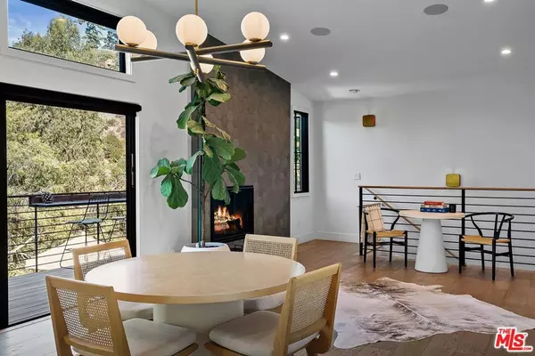 Los Angeles, CA 90046,2785 Laurel Canyon PL