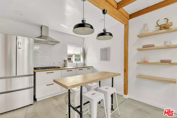 Venice, CA 90291,718 #A Vernon AVE