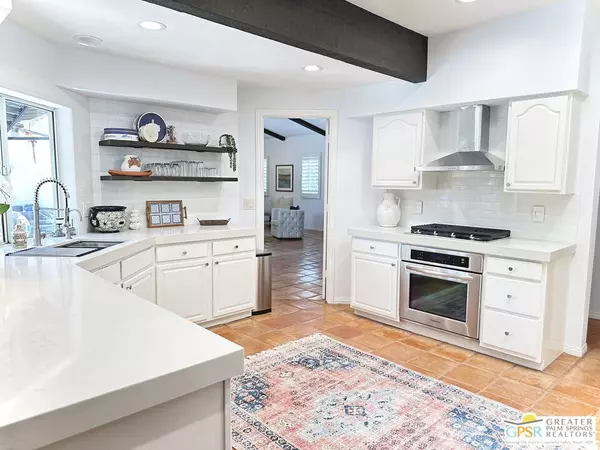 Palm Springs, CA 92262,535 E Via Colusa