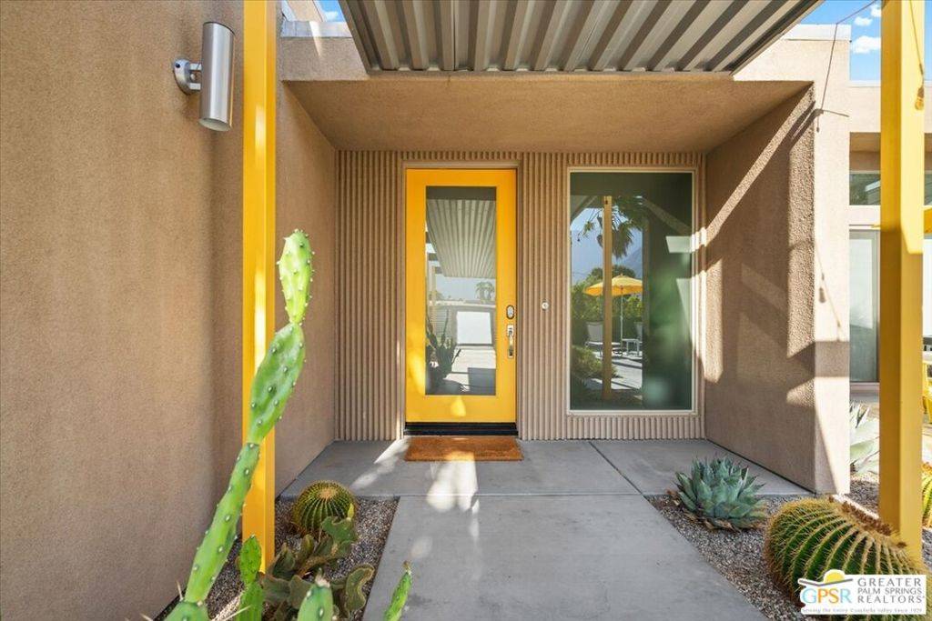 Palm Springs, CA 92262,3006 N Avenida Caballeros