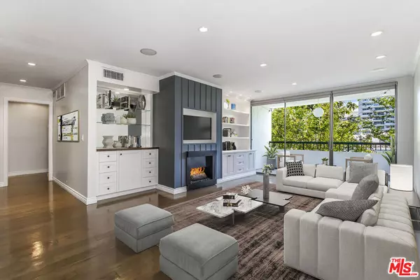West Hollywood, CA 90069,906 N Doheny DR #311