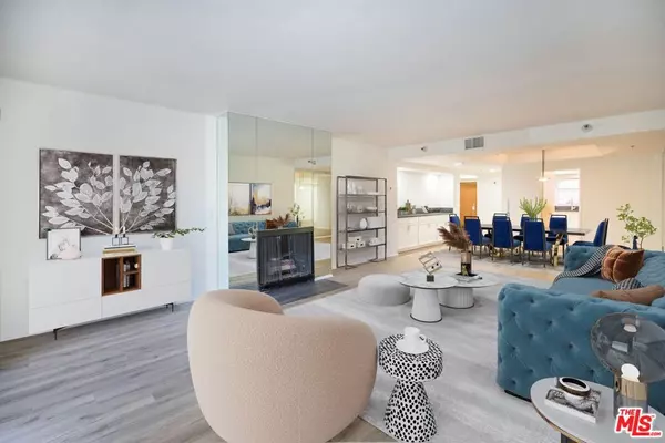 410 S Barrington AVE #205, Los Angeles, CA 90049