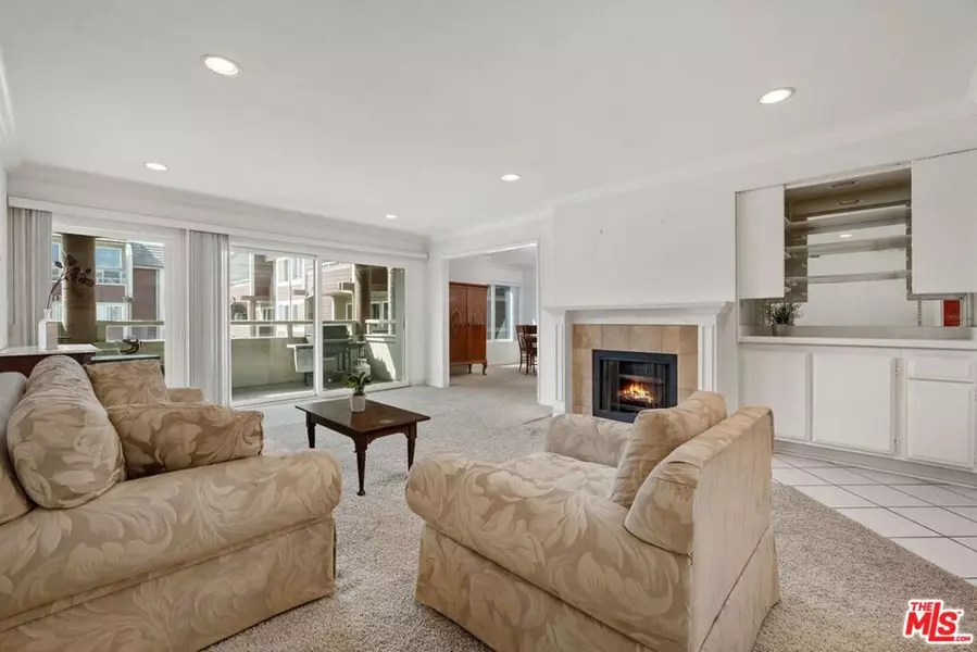 4200 Via Dolce #230, Marina Del Rey, CA 90292