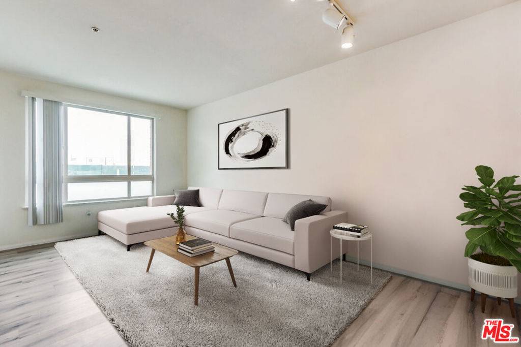 100 S Alameda ST #112, Los Angeles, CA 90012