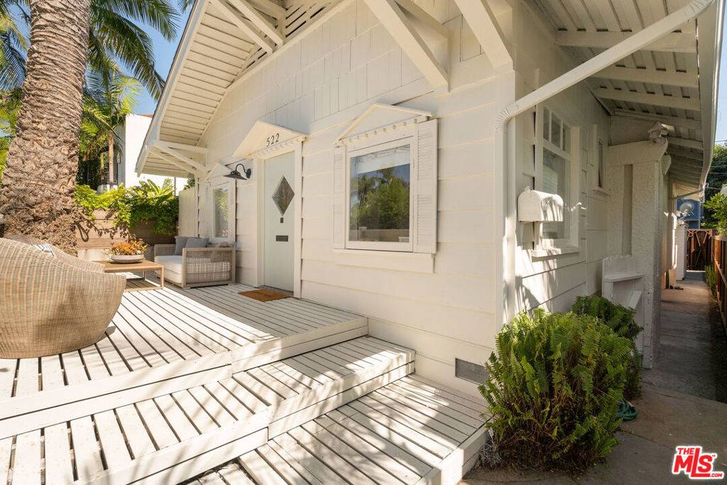 Venice, CA 90291,522 Altair PL