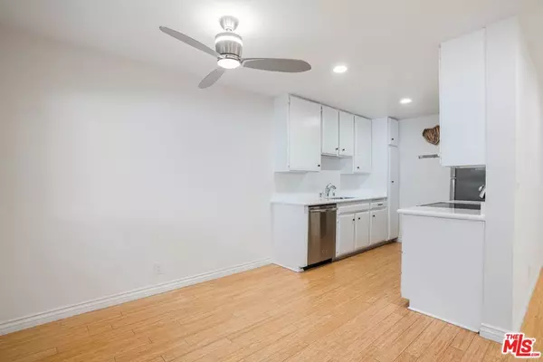 Santa Monica, CA 90403,918 17th ST #2