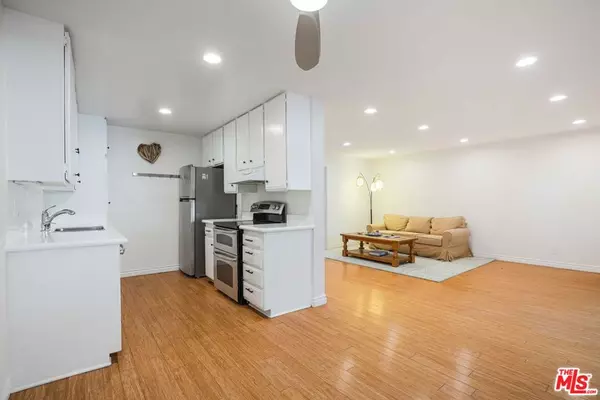 Santa Monica, CA 90403,918 17th ST #2