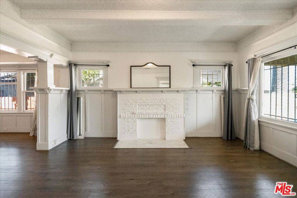 Los Angeles, CA 90062,1625 W 55th ST