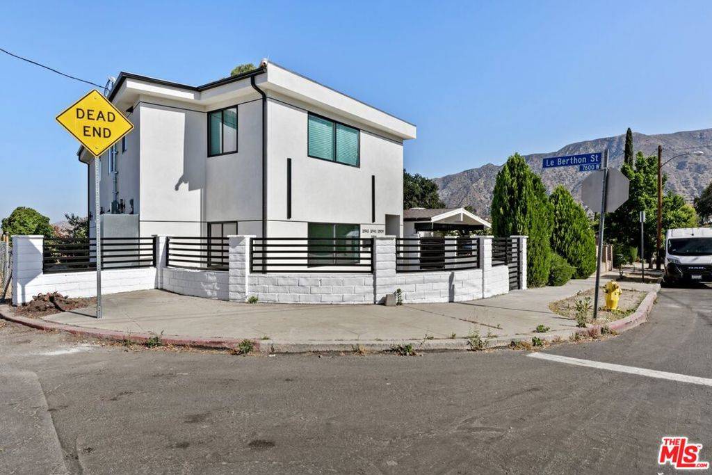 10939 Christine WAY, Tujunga, CA 91042
