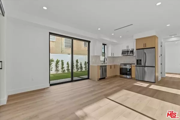 North Hollywood, CA 91601,4823 Satsuma AVE