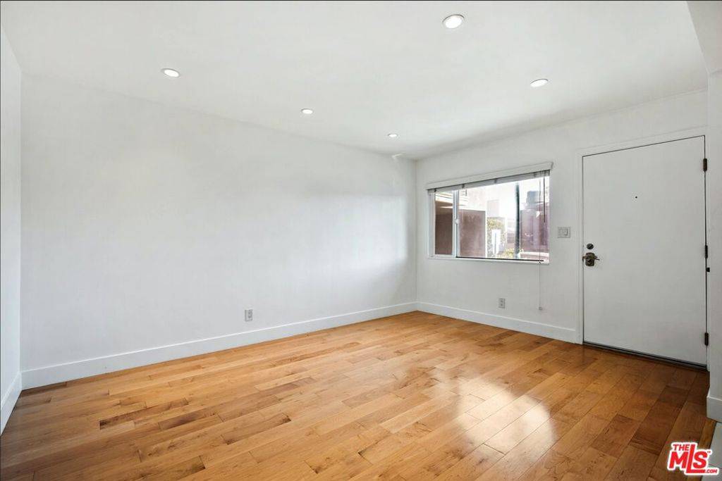 Venice, CA 90291,119 Paloma AVE #E
