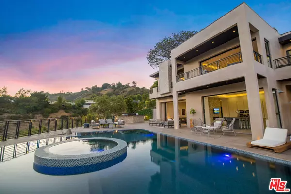 Los Angeles, CA 90046,2501 Zorada DR