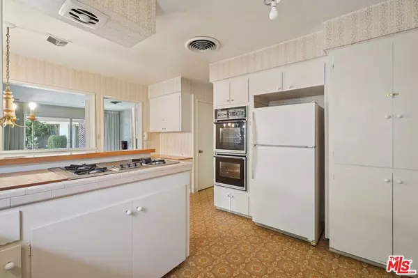 Studio City, CA 91604,3684 Willowcrest AVE