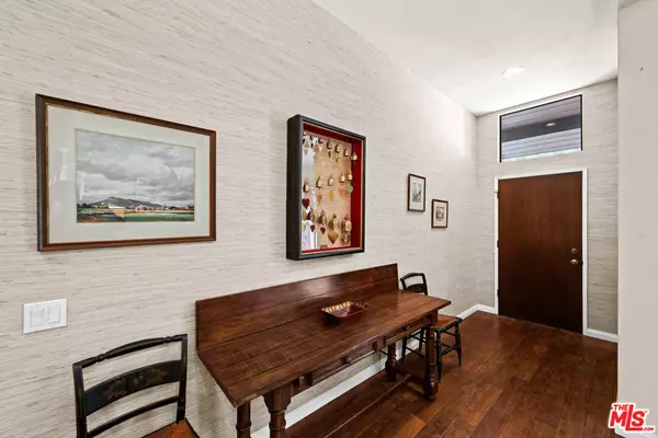Pacific Palisades, CA 90272,1490 Palisades DR