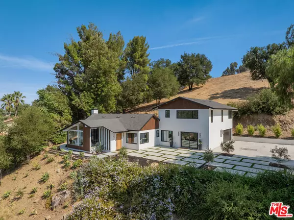 9425 Gierson AVE, Chatsworth, CA 91311