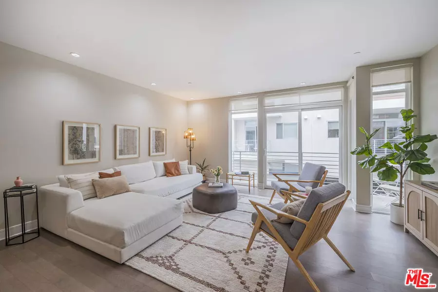 1400 N Fuller AVE #2, Los Angeles, CA 90046