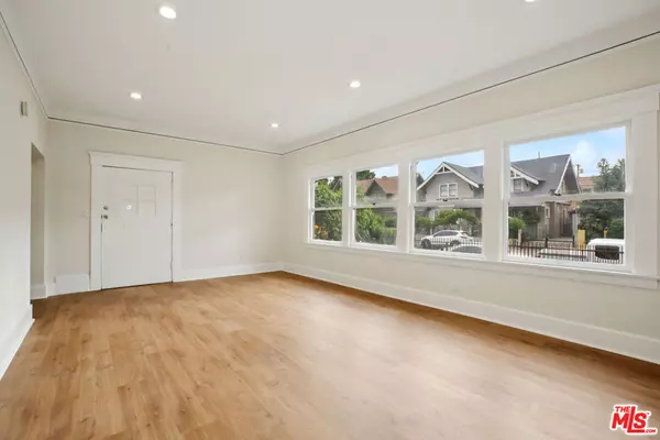 Los Angeles, CA 90006,1701 S Kingsley DR