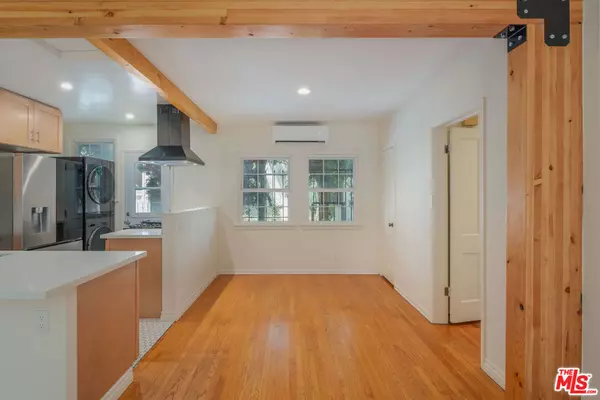 West Hollywood, CA 90069,818 1/2 N Sweetzer AVE #818 1/2