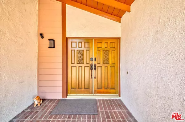 Fullerton, CA 92835,2416 Pinecrest CT