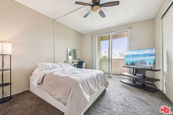 Long Beach, CA 90802,535 Magnolia AVE #310