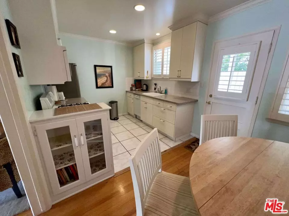Santa Monica, CA 90403,1701 Washington AVE