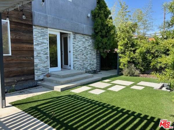 653 SUNSET AVE #A, Venice, CA 90291