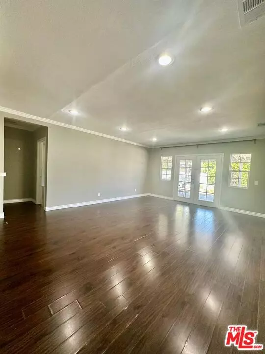 North Hollywood, CA 91606,6442 Wilkinson AVE