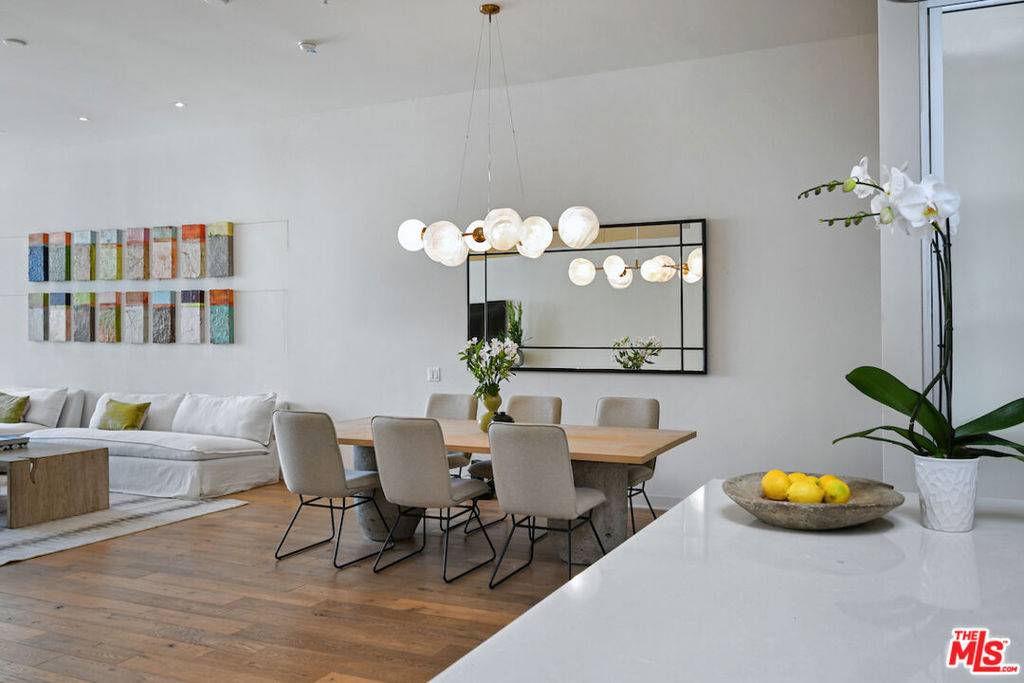Marina Del Rey, CA 90292,4080 Glencoe AVE #312