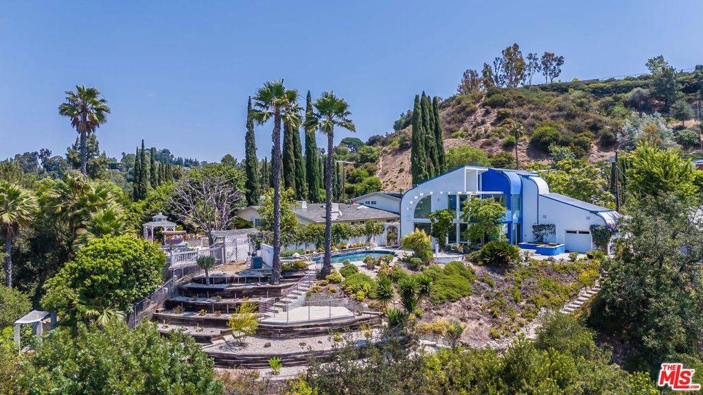 2397 Nalin DR, Los Angeles, CA 90077