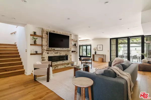 Valley Village, CA 91607,11734 Huston ST
