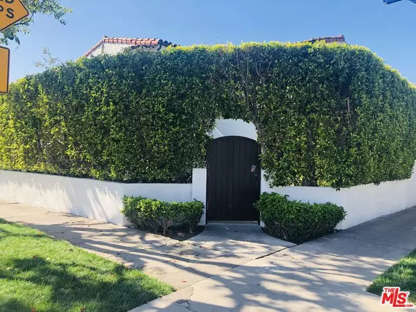 851 N Alfred ST #1/2, West Hollywood, CA 90069