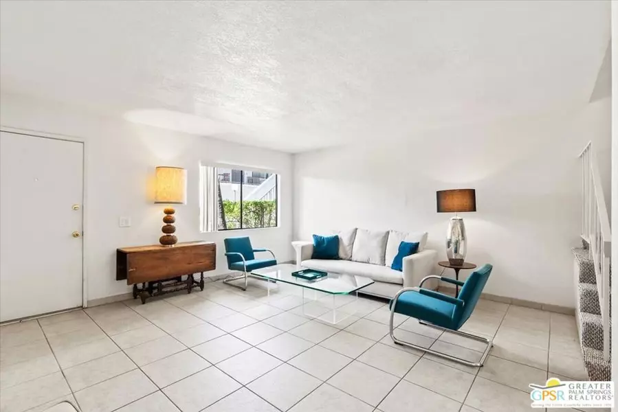 2054 N Mira Vista WAY, Palm Springs, CA 92262