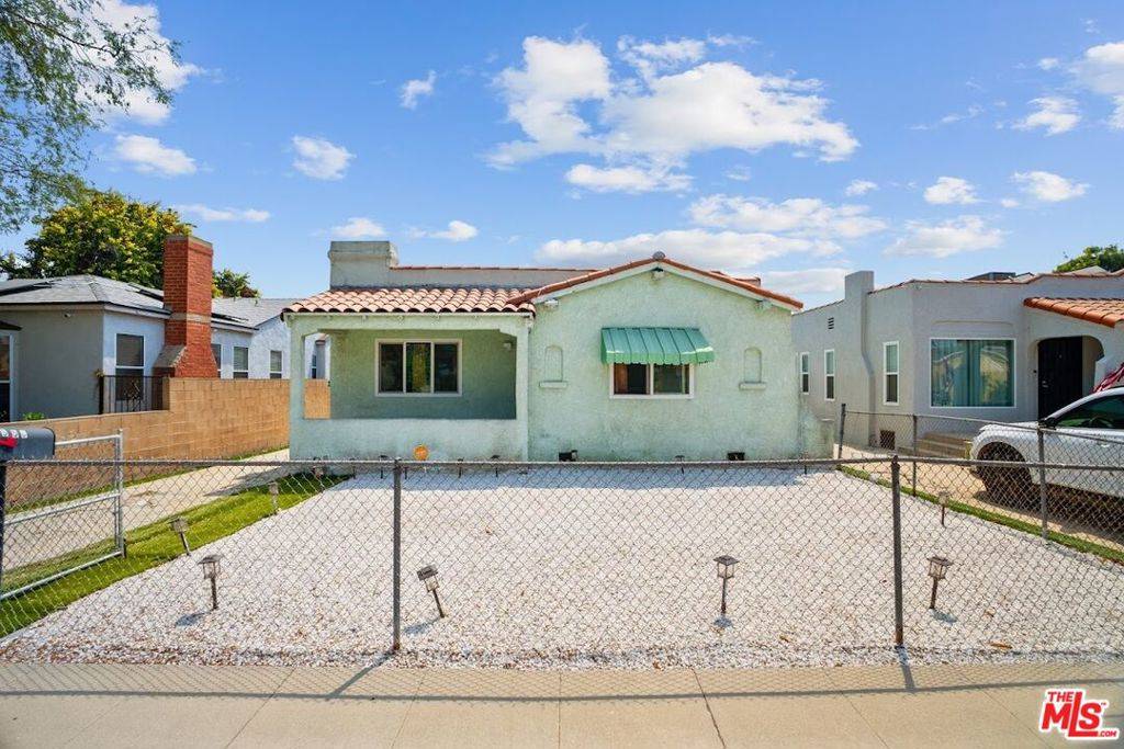 6556 3rd AVE, Los Angeles, CA 90043
