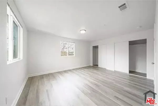 Los Angeles, CA 90044,5917 Denver