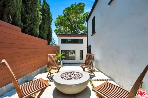 Los Angeles, CA 90042,1940 N Avenue 51