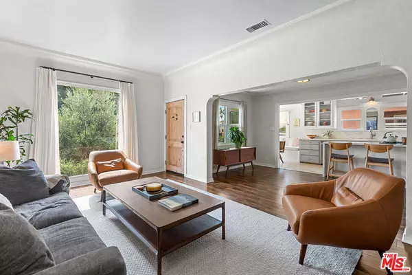Los Angeles, CA 90016,3429 Potomac AVE