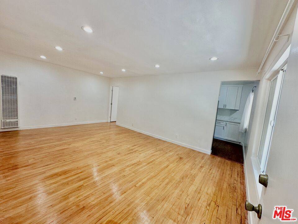1108 S Sherbourne DR #3, Los Angeles, CA 90035
