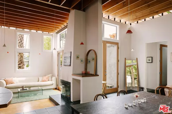 Venice, CA 90291,2312 Pisani PL