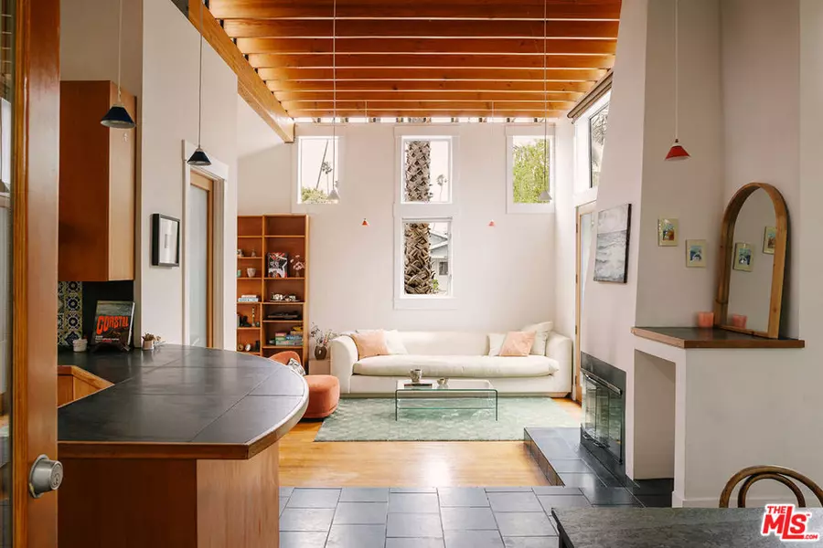 2312 Pisani PL, Venice, CA 90291