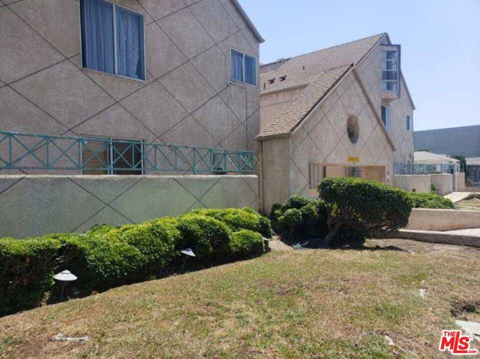 Inglewood, CA 90302,610 Venice WAY #104