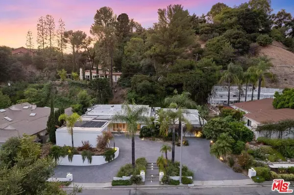 Los Angeles, CA 90077,15515 Hamner DR