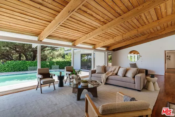508 Tuallitan RD, Los Angeles, CA 90049