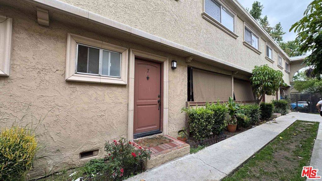 20159 Cohasset ST #7, Winnetka, CA 91306