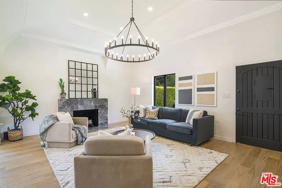 6421 W Olympic BLVD, Los Angeles, CA 90048