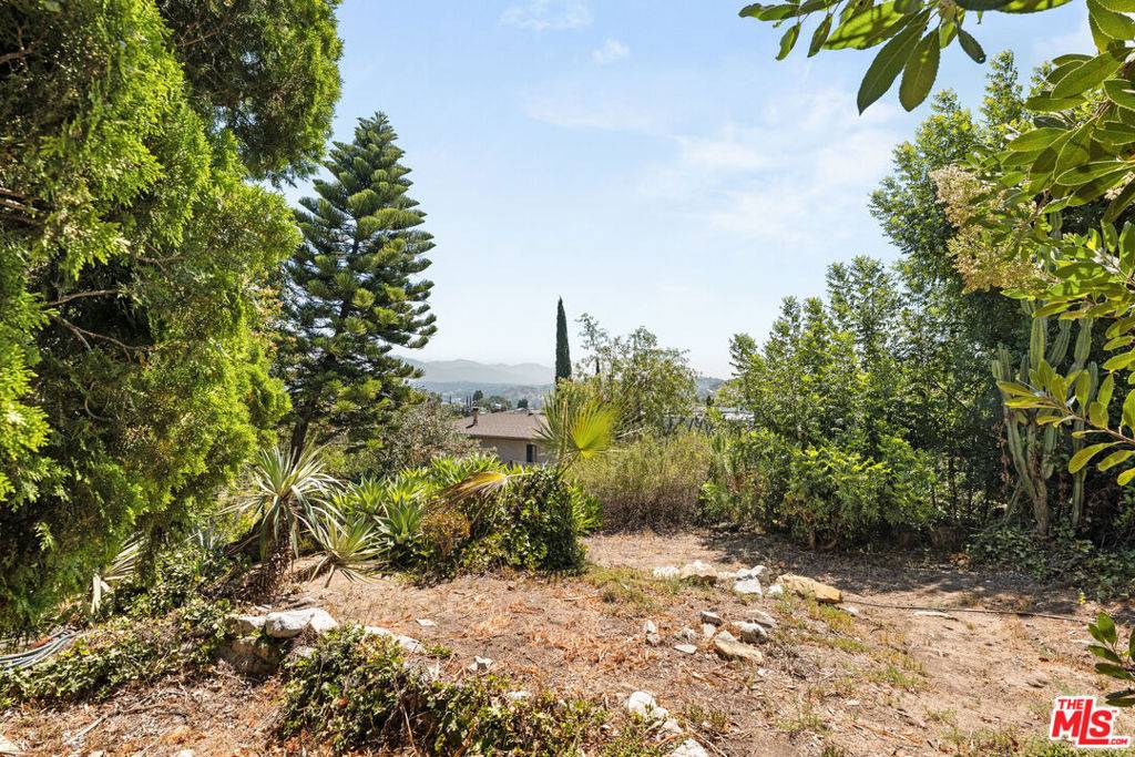 Los Angeles, CA 90065,4819 Glenalbyn DR