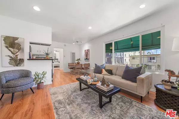 Los Angeles, CA 90066,4358 Berryman AVE #9