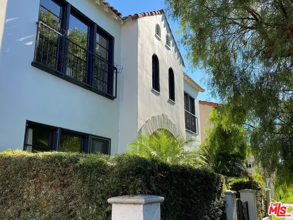 Los Angeles, CA 90036,506 N Spaulding AVE