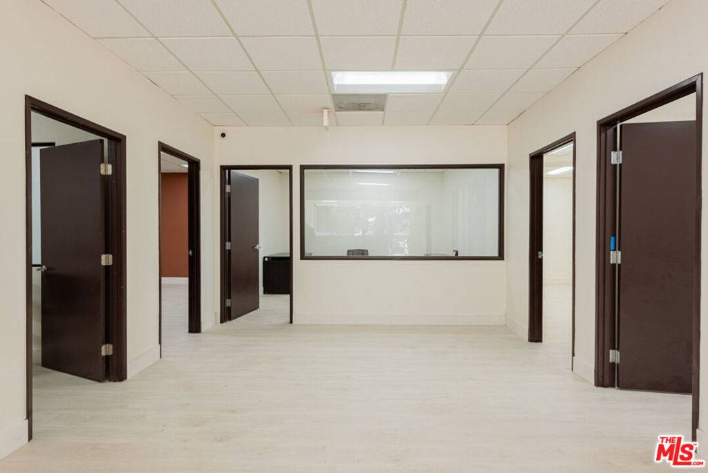 Northridge, CA 91324,19350 Business Center DR #100